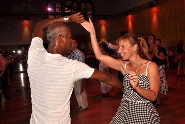 min 2010 09 05 station danse 084